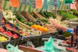 פירות אוצר בית דין במרכולים בהם קונים גם נכרים