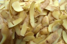 מכונה לקילוף תפוחי אדמה