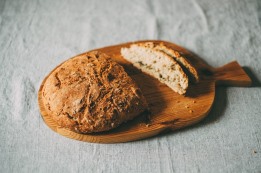 קמח מלא שנמצאו חרקים בחטים