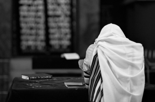 תפילה בציבור בימי הקורונה