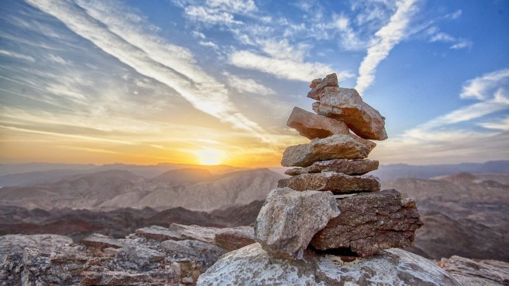 עשה רצונו כרצונך