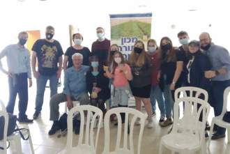 תמונות משפחת רוט סיור שמיטה במכון