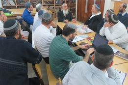 רבני תכנית "תורה וארץ" במפגש עם הרב אריאל